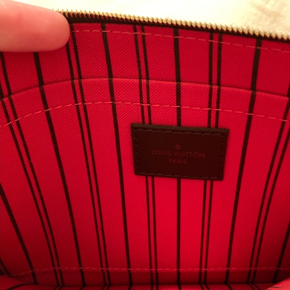 SOLD-Louis Vuitton Removable Compartment for the Neverfull MM Bag. Red Interior. - Picture 8 of 16